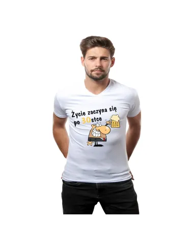 Koszulka z nadrukiem życie zaczyna się po 18 20 30 40 50 60 70