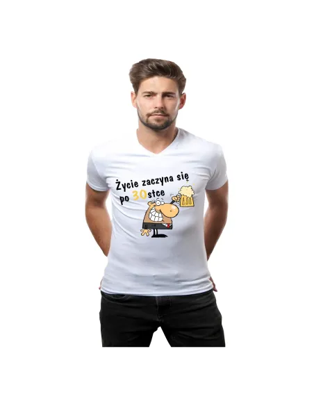 Koszulka z nadrukiem życie zaczyna się po 18 20 30 40 50 60 70