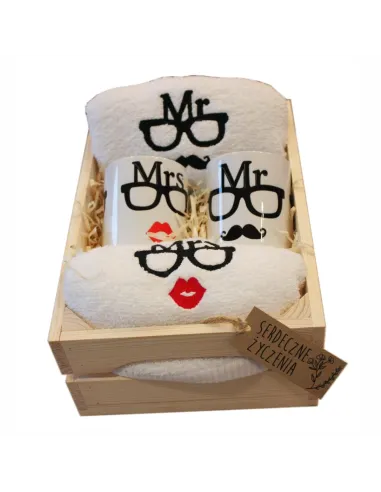 Prezent ślubny Mr Mrs Żona Mąż - ręczniki z haftem + kubki