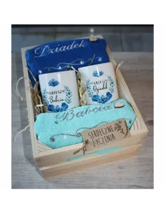 Zestaw prezentowy Prezent dla Babci i Dziadka - ręczniki z haftem + kubki
