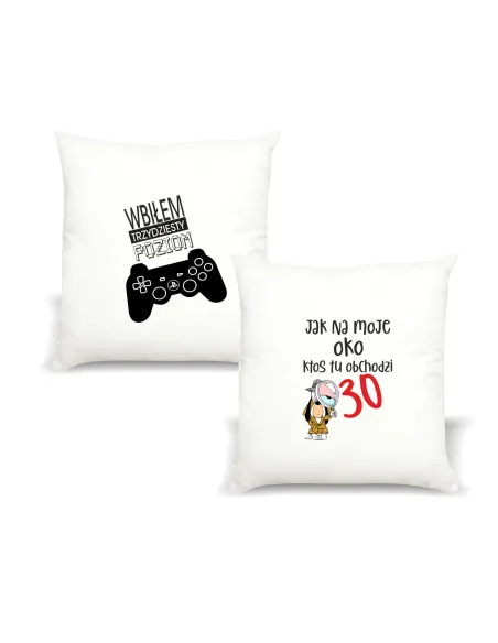 Poduszka z nadrukiem WBIŁEM TRZYDZIESTY POZIOM