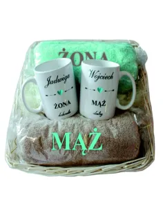 Prezent na rocznicę ślubu - ręczniki z haftem + kubki