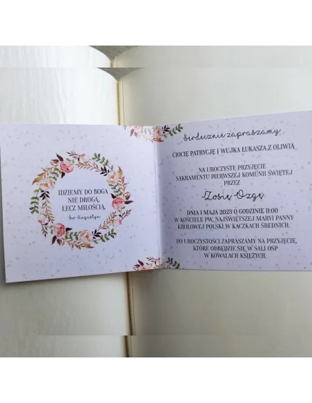 Personalizowane komunijne zaproszenie na pierwszą komunię kwiaty kościół PROJEKT GRATIS