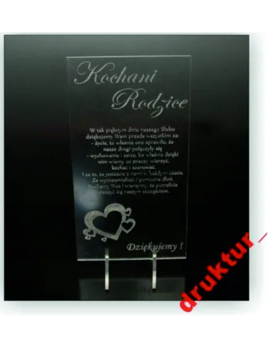 Statuetka szklana plexi prezent na urodziny GRAWER