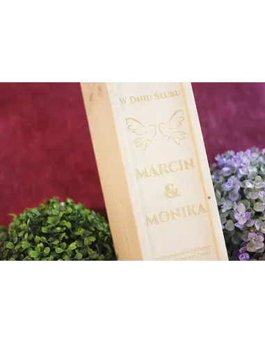 SKRZYNKA PUDEŁKO NA WINO Z GRAWEREM