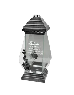 ZNICZ kapliczka z napisem GRAWER Rocznica śmierci