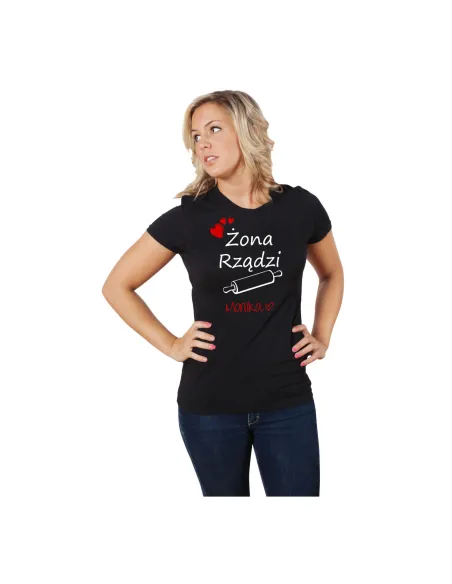 Koszulka z nadrukiem żona rządzi imię