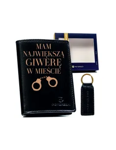 Portfel skórzany ZESTAW BOX PREZENT dla FACETA z brelokiem WŁASNY NAPIS