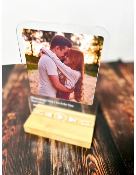 STATUETKA RAMKA SPOTIFY z twoją piosenką zdjęciem PREZENT z nadrukiem DLA DZIEWCZYNY CHŁOPAKA