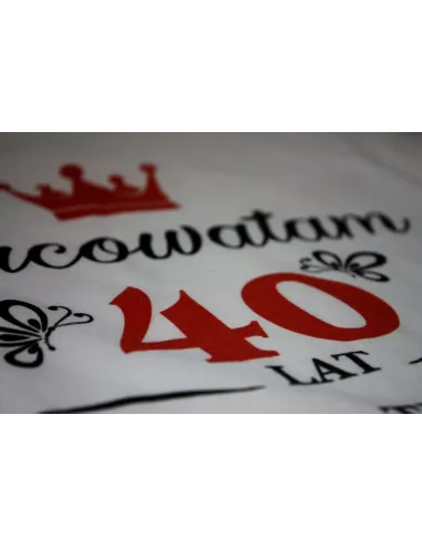 Koszulka z nadrukiem napis WYCHODZĘ JESIENIĄ