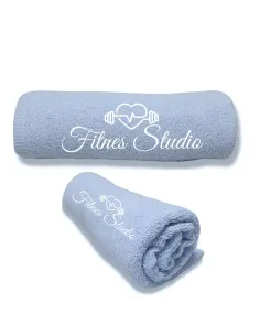 Ręcznik z haftem logo dla salonu fitness do siłowni