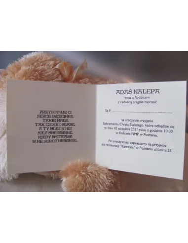 Zaproszenia kwadratowe na chrzest roczek urodziny ze wstażka i dżetem oraz zdjęciem dziecka