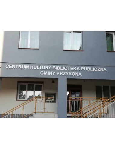 Pojedyncza litera ze styroduru - wysokość 15 cm grubość 10 cm - niemalowana