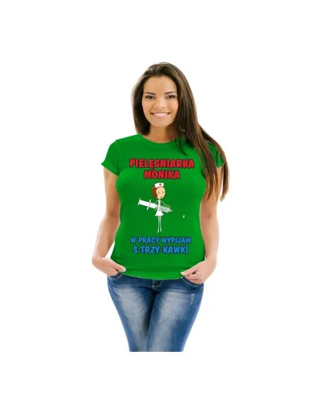Koszulka z nadrukiem pielęgniarka imię w pracy wypijam s-trzy-kawki prezent dla pielęniarki